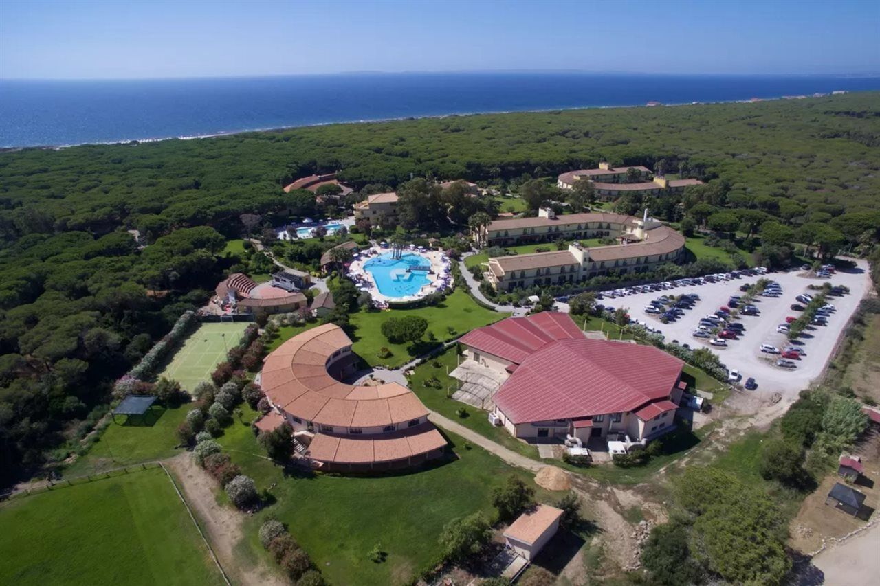Horse Country Resort Congress & Spa - Hotel Ribot Arborea Exterior photo