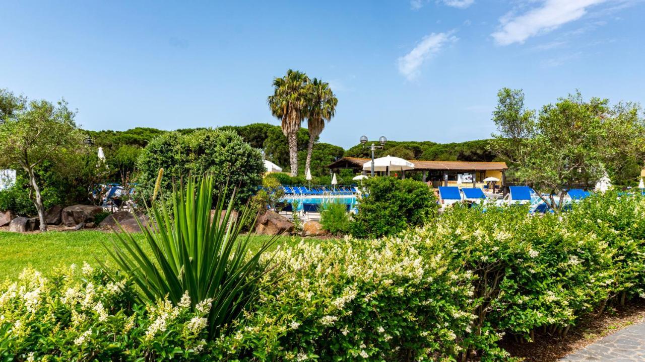 Horse Country Resort Congress & Spa - Hotel Ribot Arborea Exterior photo